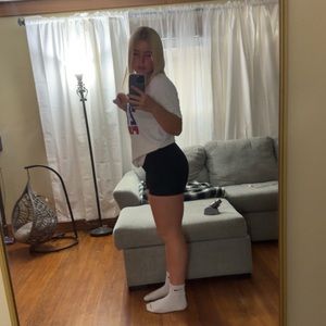 Meet your Posher, Lexi